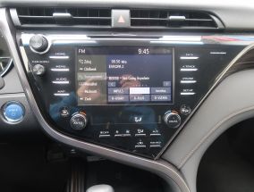 Toyota Camry - 2020