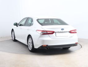 Toyota Camry - 2020