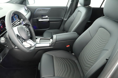 Mercedes - Benz GLA - 2025