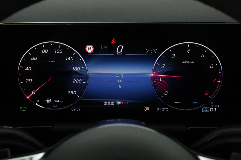 Mercedes-Benz GLA, 2025