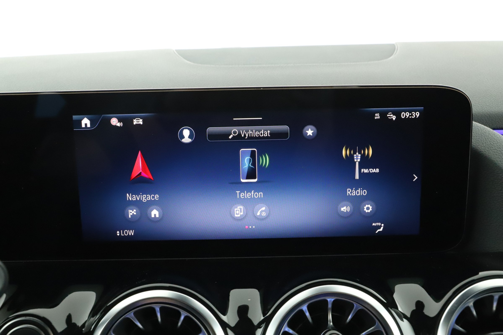 Mercedes - Benz GLA - 2025