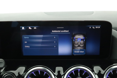 Mercedes - Benz GLA - 2025