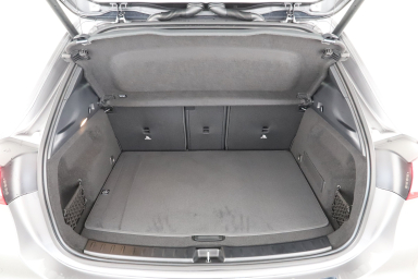 Mercedes - Benz GLA - 2025