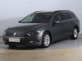 Volkswagen Passat - 2015