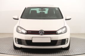 Volkswagen Golf - 2010