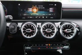 Mercedes-Benz CLA - 2020