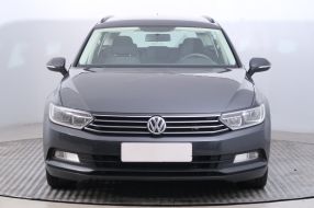 Volkswagen Passat - 2015