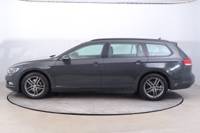 Volkswagen Passat - 2015
