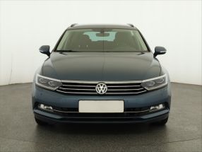 Volkswagen Passat - 2016