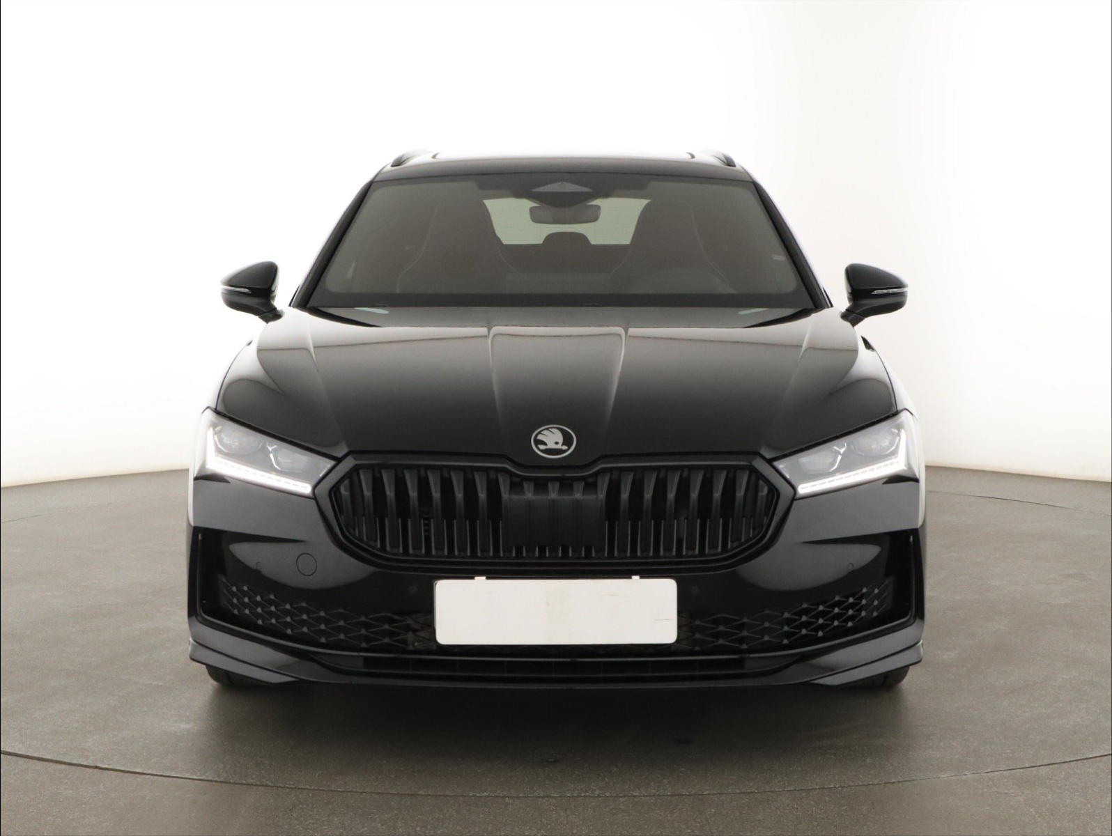 Škoda Superb - 2025