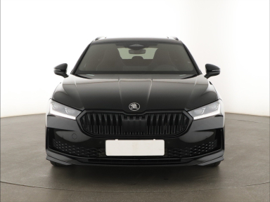 Škoda Superb - 2025
