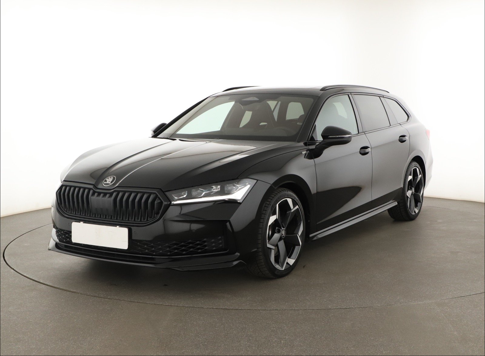 Škoda Superb - 2025