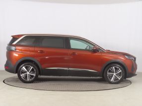 Peugeot 5008 - 2021