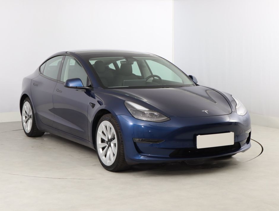 Tesla Model 3 - 2021