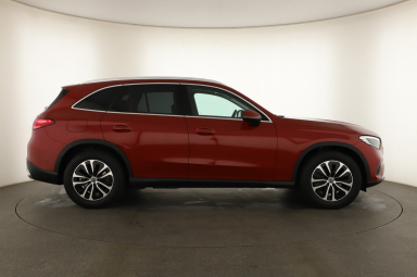 Mercedes-Benz GLC - 2025