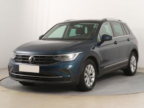 Volkswagen Tiguan - 2021