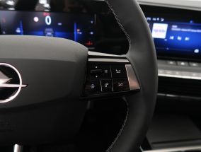Opel Astra - 2025