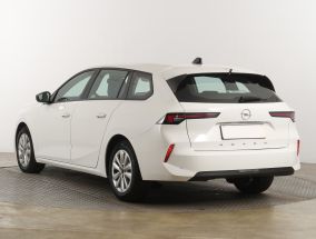 Opel Astra - 2025