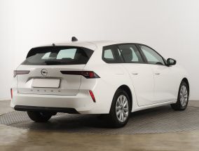 Opel Astra - 2025