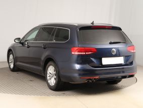 Volkswagen Passat - 2015