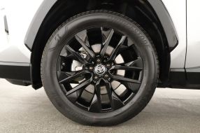Toyota RAV 4 - 2024