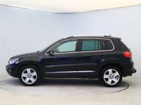 Volkswagen Tiguan - 2015