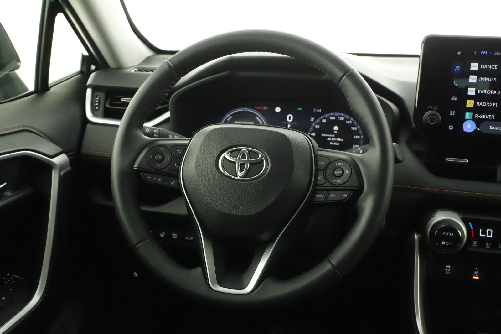 Toyota RAV 4 - 2024