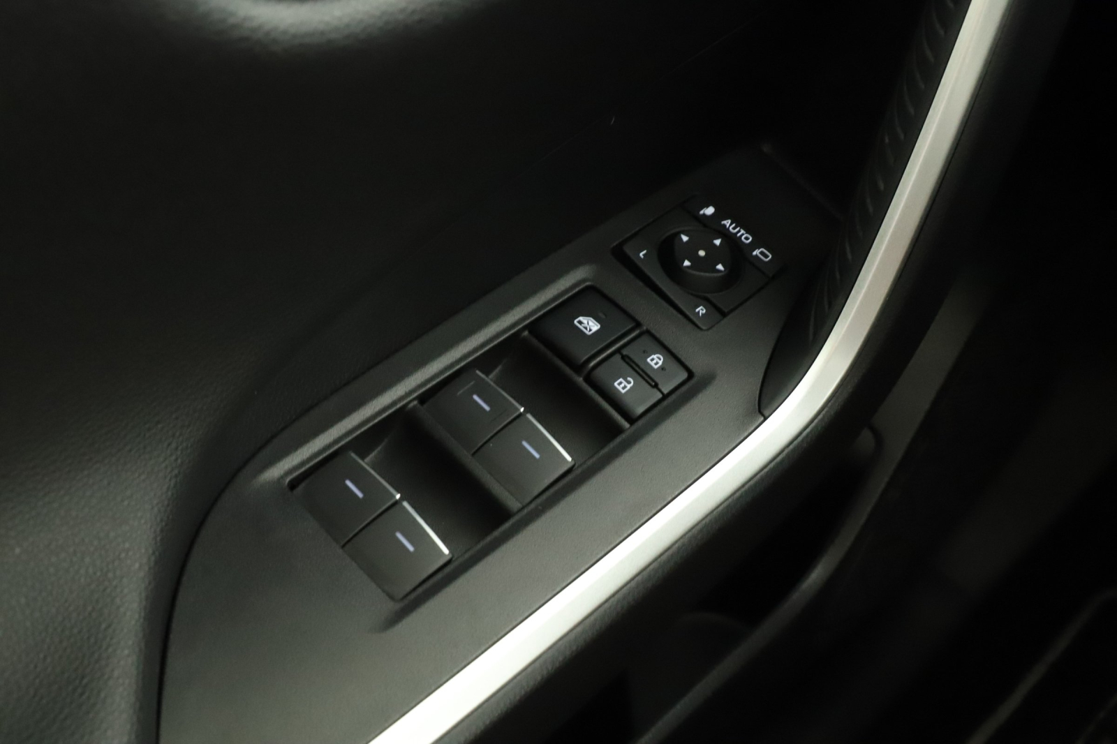 Toyota RAV 4 - 2024