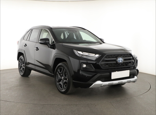 Toyota RAV4 2024