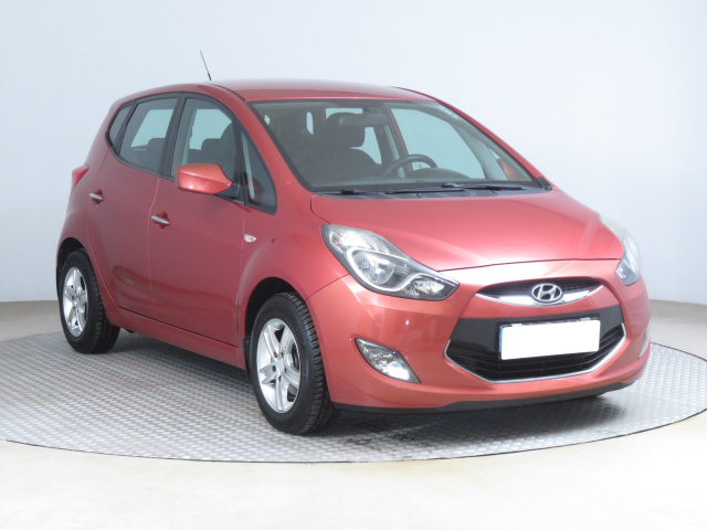 Hyundai ix20, 2012