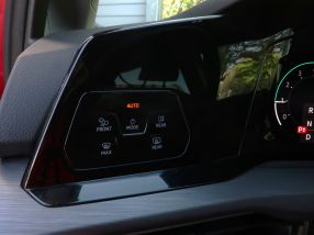 Volkswagen Golf - 2021