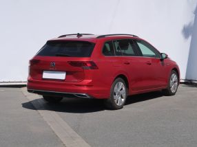 Volkswagen Golf - 2021