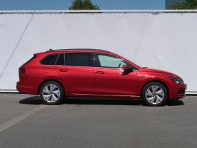 Volkswagen Golf - 2021