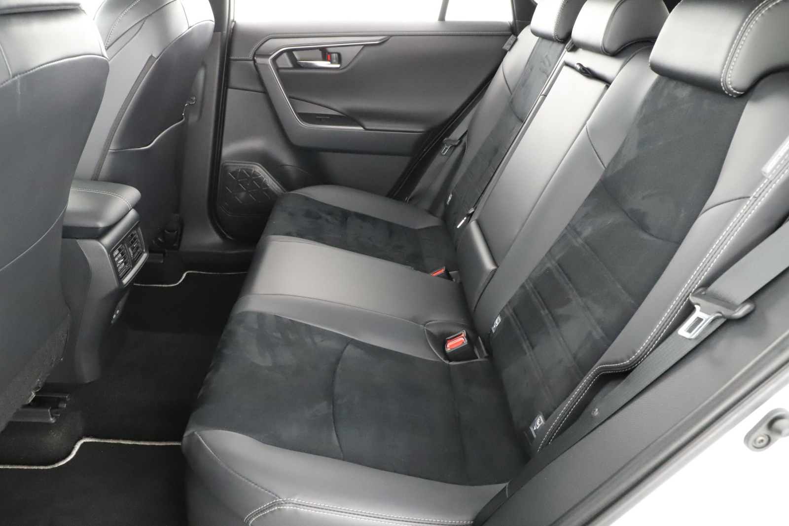 Toyota RAV 4 - 2024