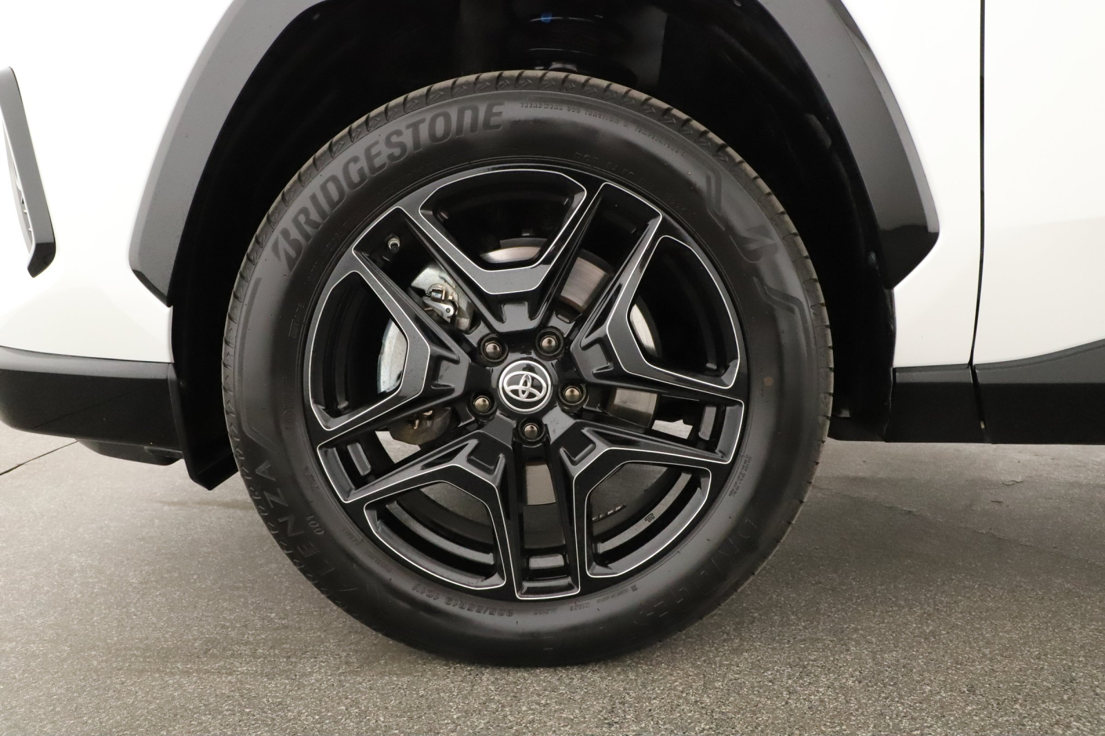 Toyota RAV 4 - 2024