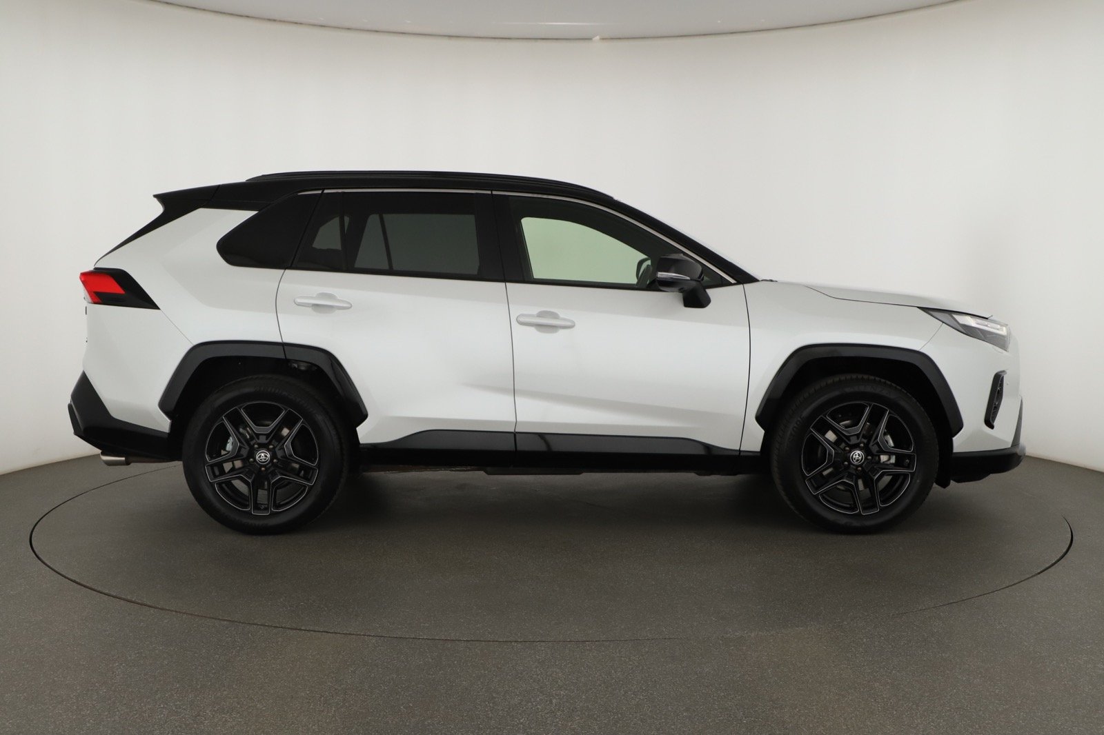 Toyota RAV 4 - 2024