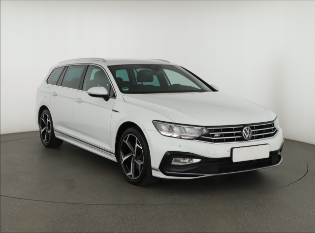 Volkswagen Passat 2021