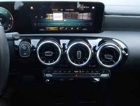 Mercedes-Benz CLA - 2023