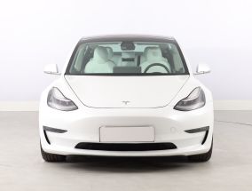 Tesla Model 3 - 2019