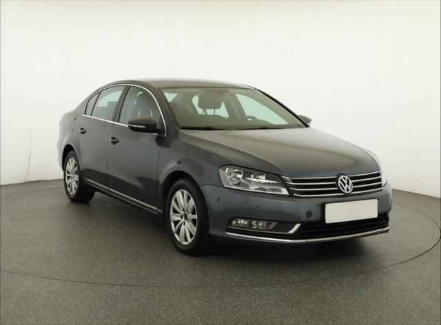 Volkswagen Passat 2011