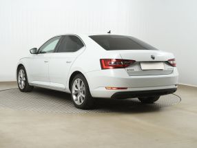 Skoda Superb - 2019
