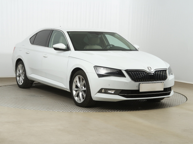 Škoda Superb 2019