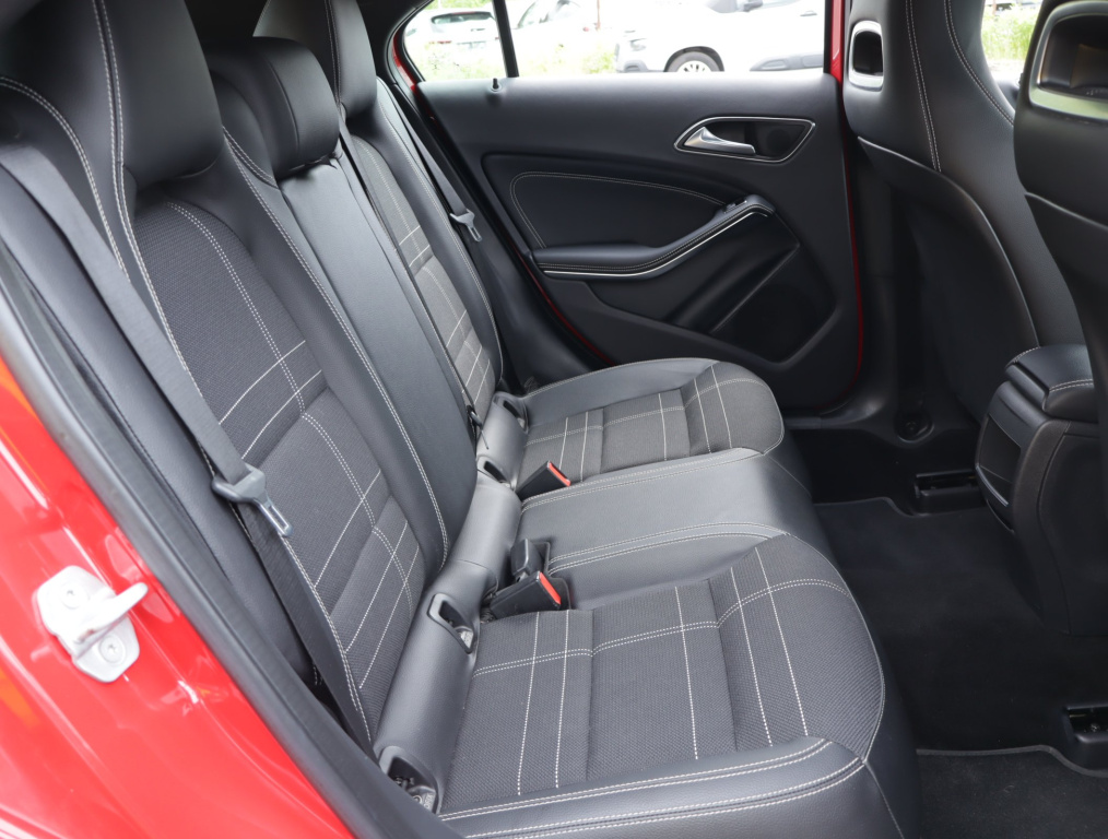 Mercedes-Benz A
