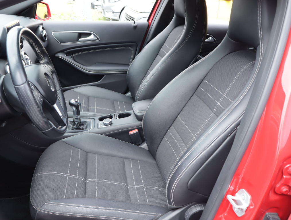 Mercedes-Benz A