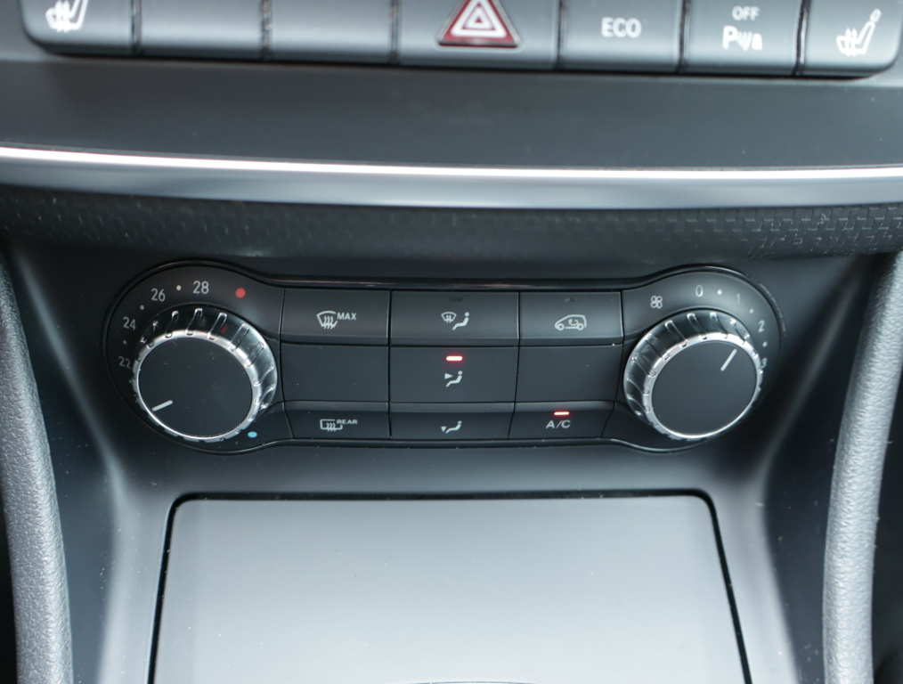 Mercedes-Benz A