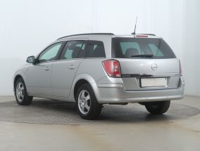 Opel Astra - 2010