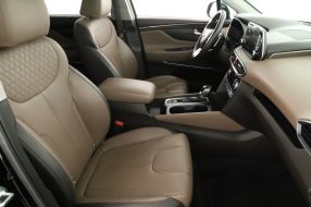 Hyundai Santa Fe - 2020