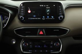 Hyundai Santa Fe - 2020