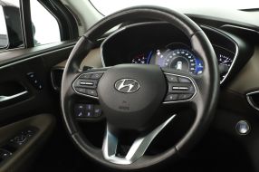 Hyundai Santa Fe - 2020