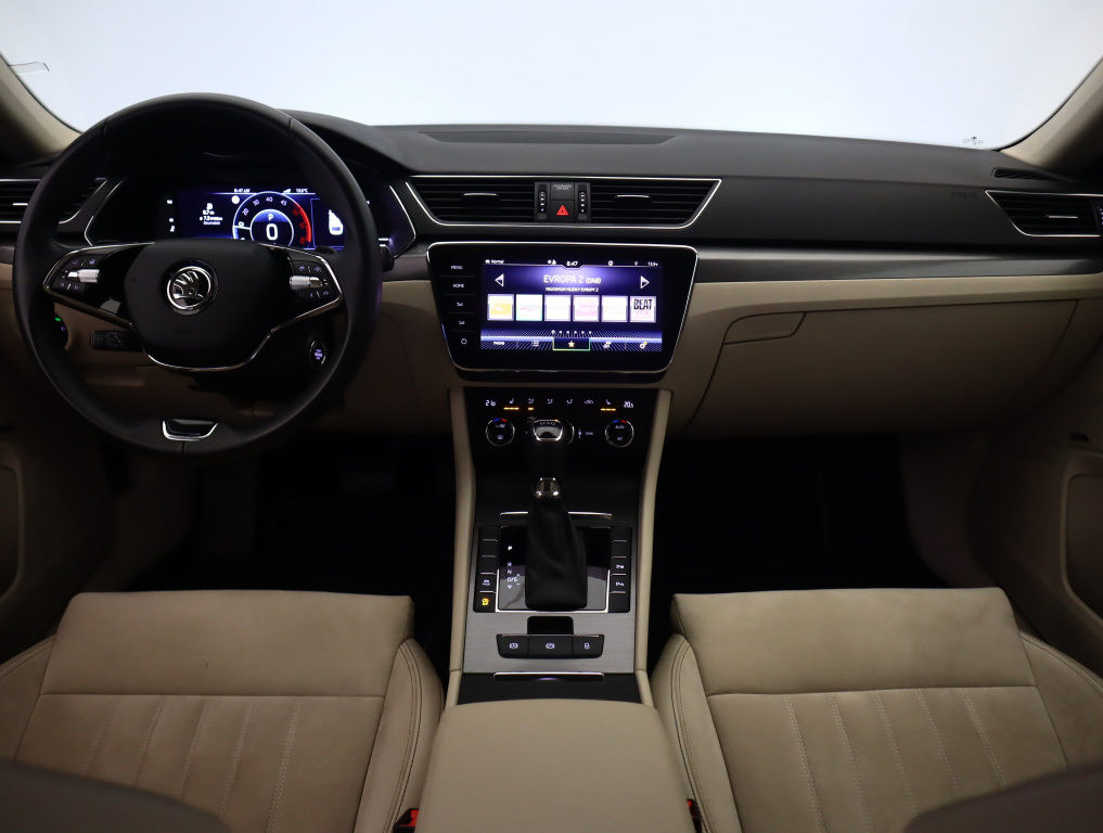 Škoda Superb